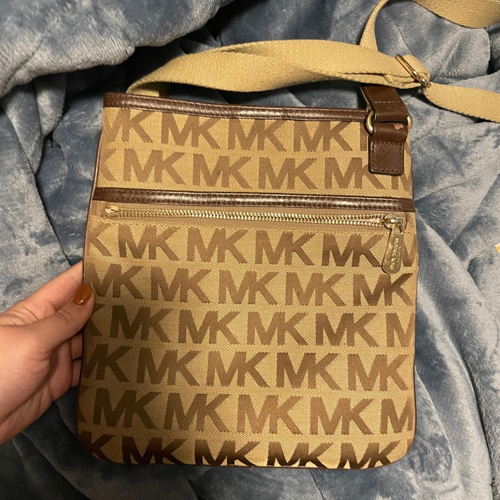 Michael Kors crossbody